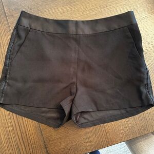 Express Classic Black Women's Shorts size 6